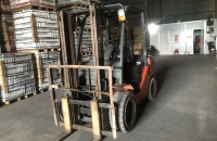 Giá thuê xe nâng 3 tấn theo tháng Bình Dương