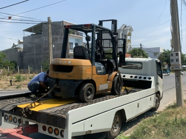 Thuê xe nâng khu công nghiệp Amata