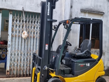 Xe Nâng Trong Ngành Logistics Và Kho Vận: Giải Pháp Tối Ưu Chuỗi Cung Ứng