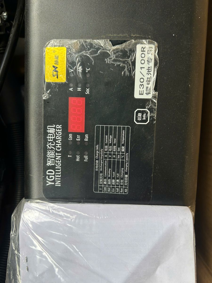 Bộ Sạc Pin Lithium 30V 100A