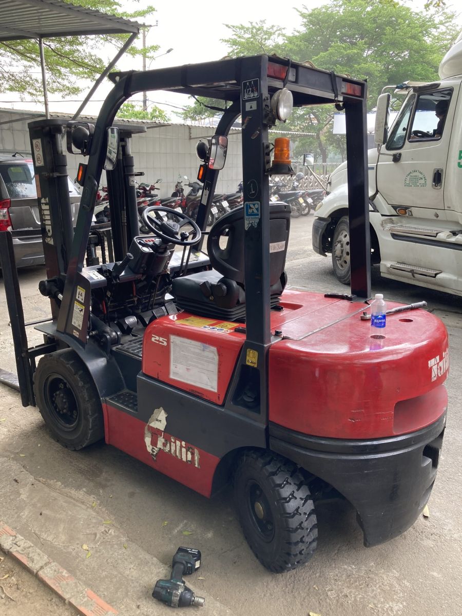 Sửa xe nâng khu công nghiệp Biên Hòa