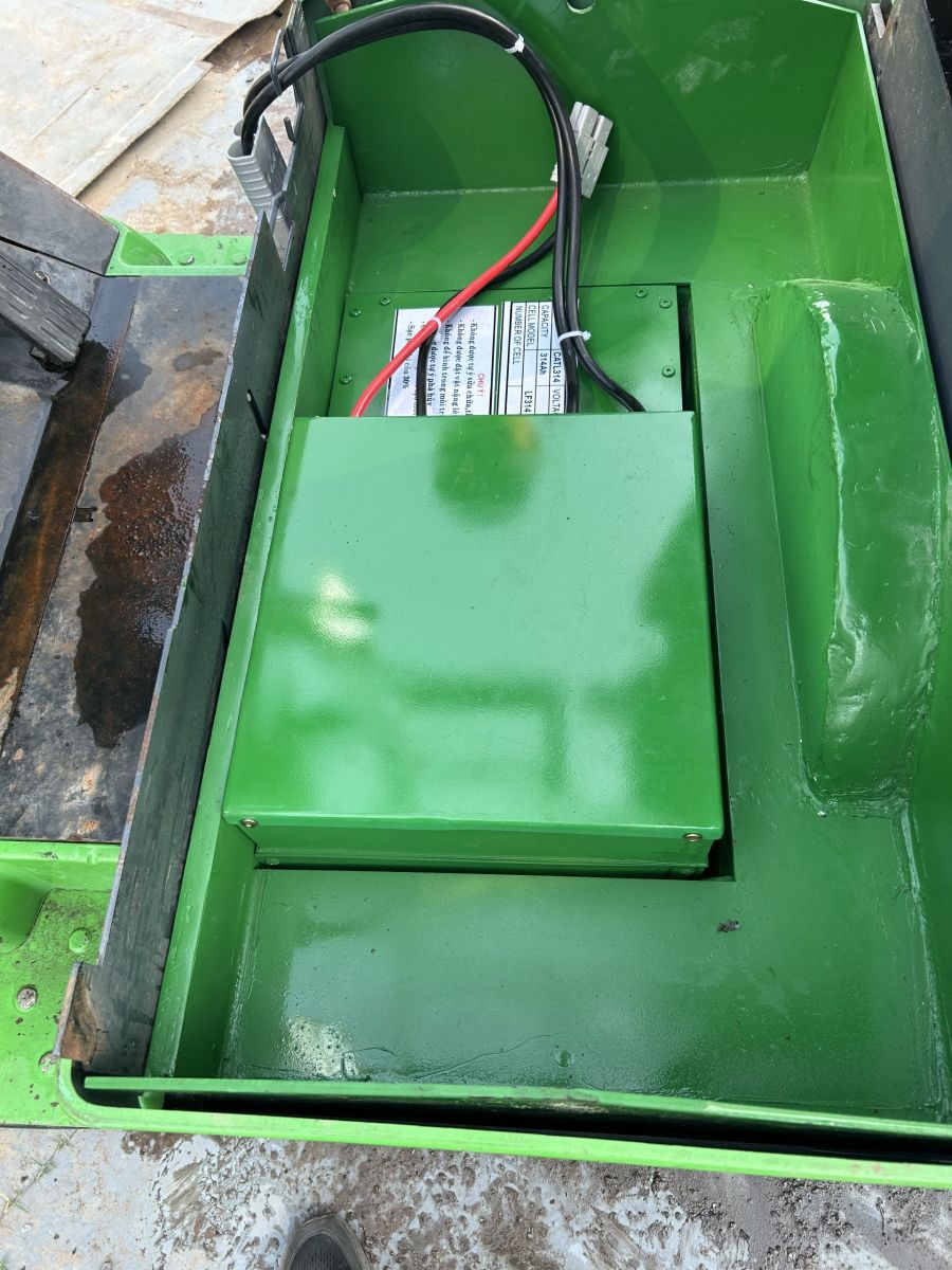 cách sạc pin lithium xe nâng điện