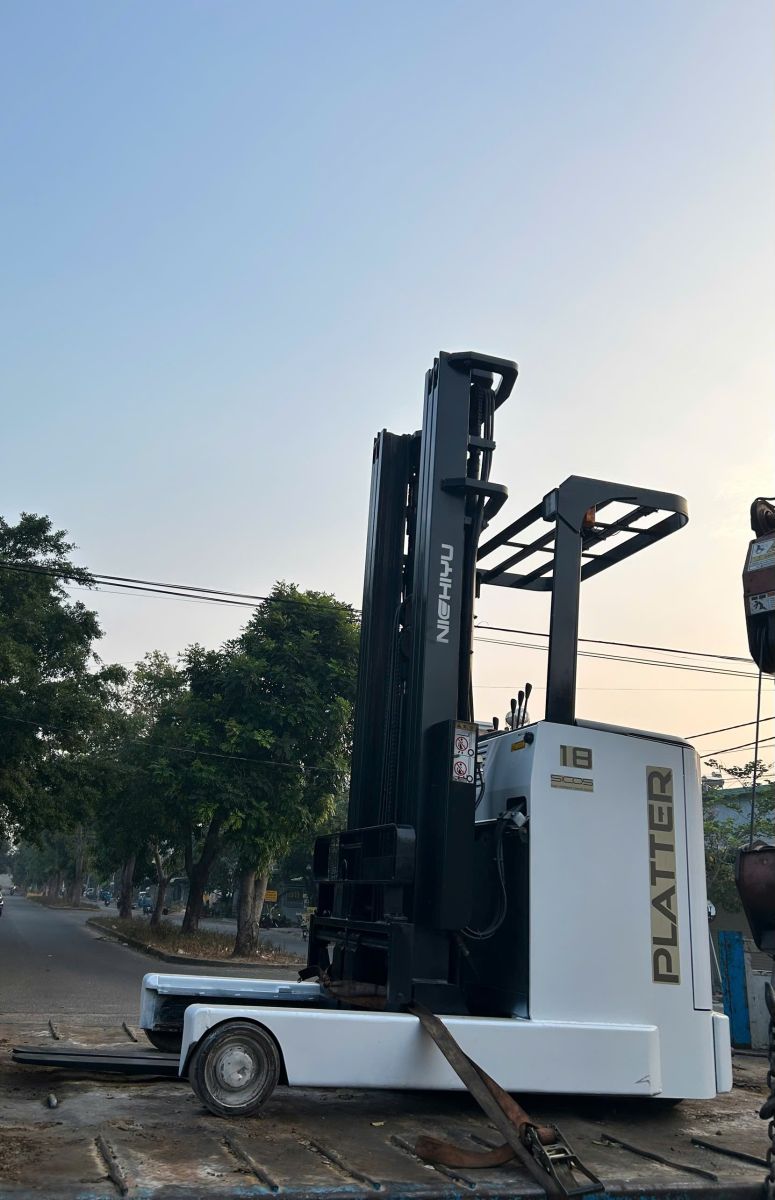 Xe Nâng Điện Đứng Lái 6m