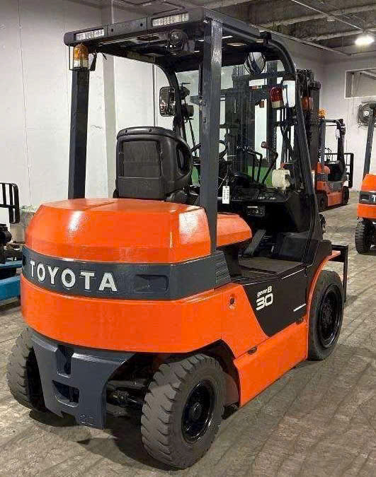 Sửa Xe Nâng Điện Toyota 3 Tấn Bình Dương
