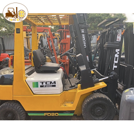 XE NÂNG DẦU TCM
