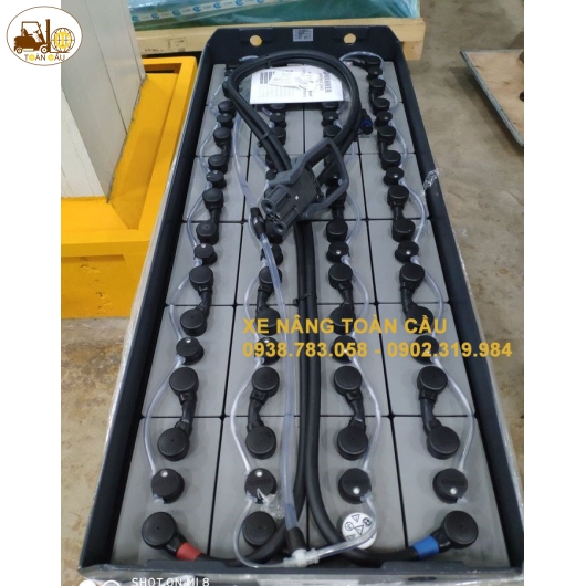 BÌNH ĐIỆN (ẮC QUY) XE NÂNG HAWKER