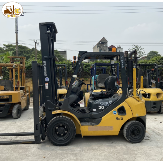 XE NÂNG XĂNG GAS KOMATSU