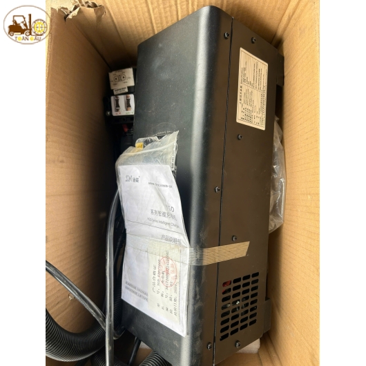 Bộ sạc nhanh 24V 100A bình lithium xe nâng điện