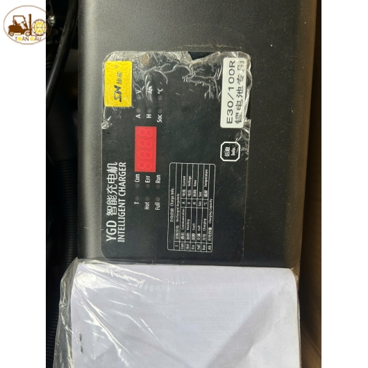Bộ sạc nhanh 24V 100A bình lithium xe nâng điện