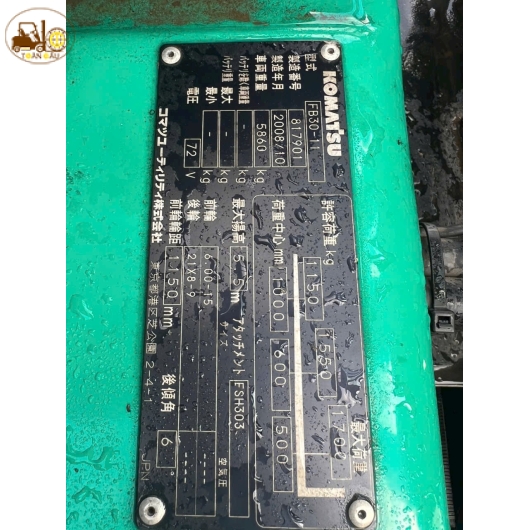 XE NÂNG ĐIỆN KOMATSU 3 TẤN -11