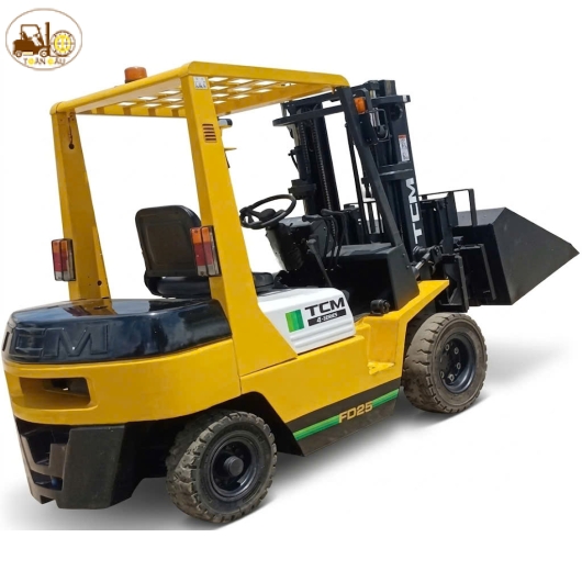 XE NÂNG DẦU TCM 2.5 TẤN